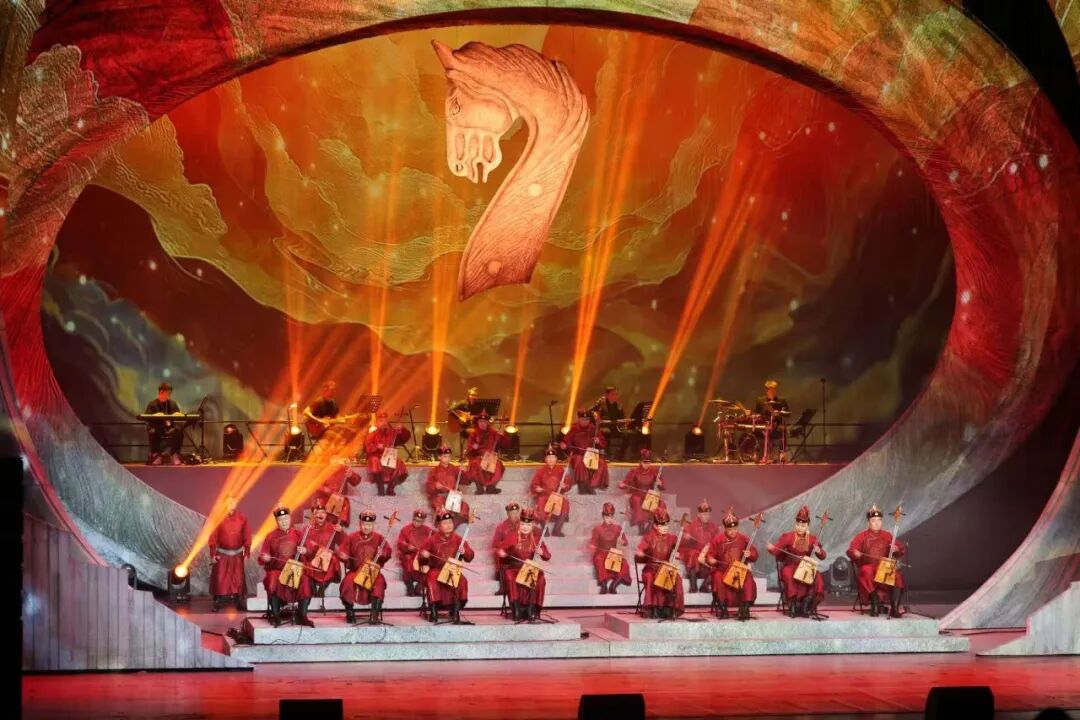 千人秧歌、走马、无人机、焰火秀……2026年乌审旗元宵节系列活动来袭~