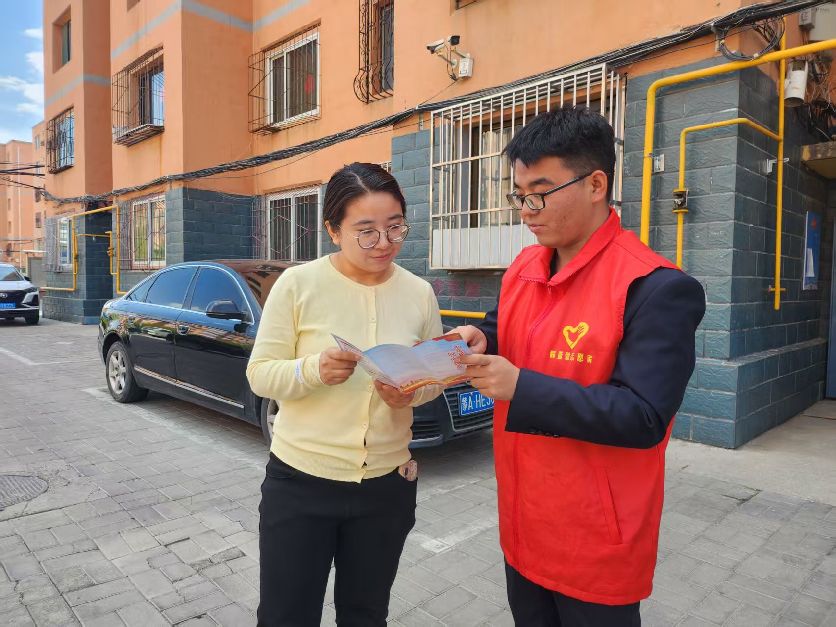 民族团结宣讲 志愿服务同行